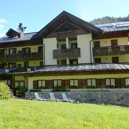 Albergo Nuoitas Forni di Sopra Exterior foto